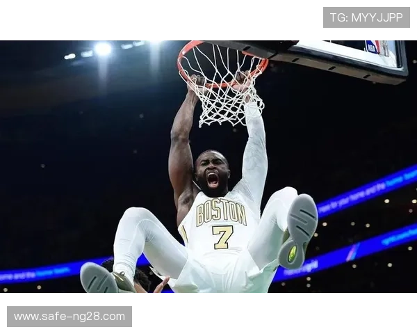 掘金内线优势明显 阿伦百分百命中率难救主