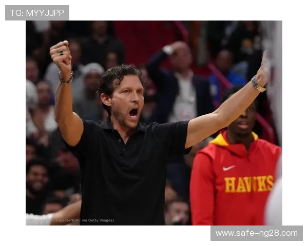 斯奈德强化包夹轮转，老鹰下半场防守变奏完成逆转